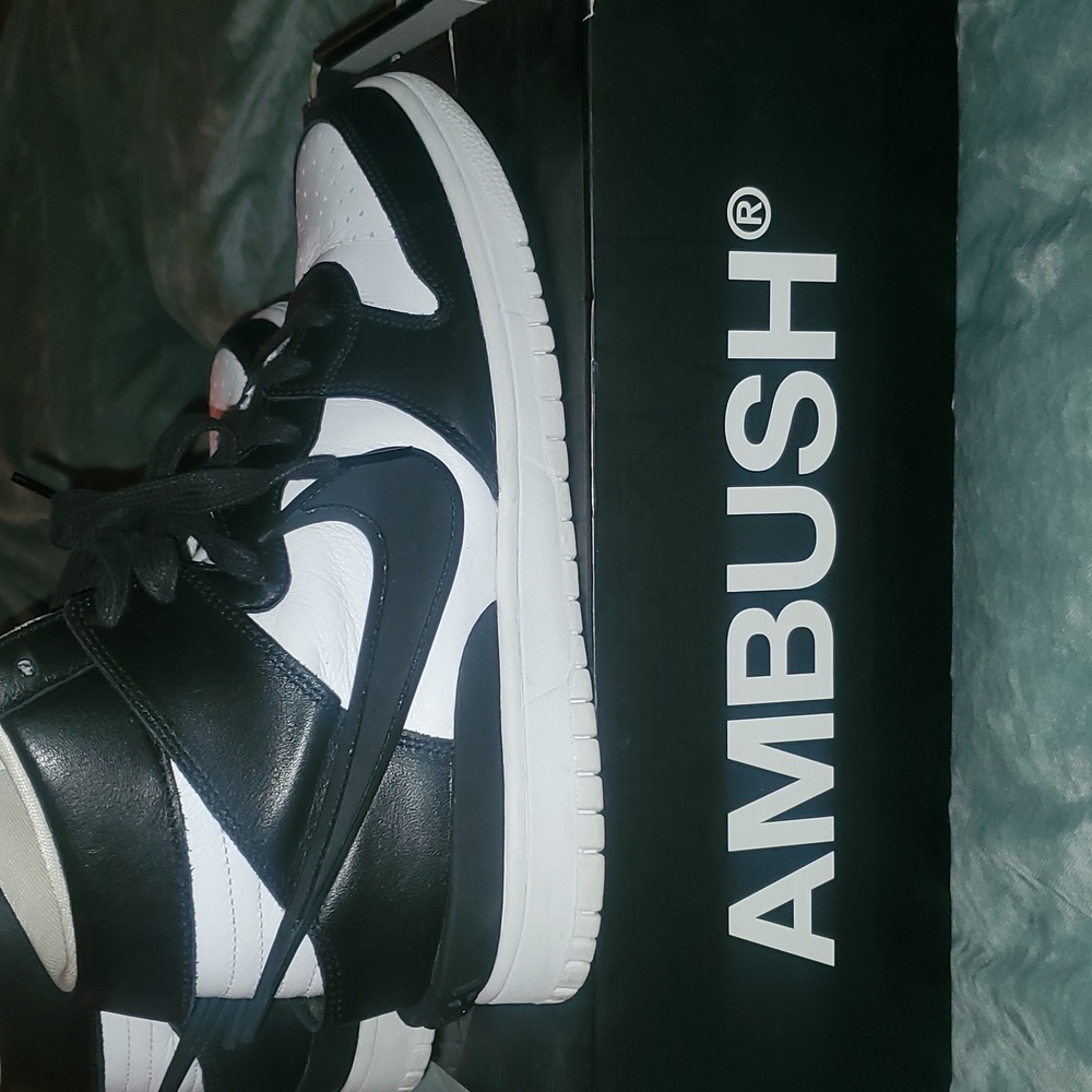 NIKE DUNK HI/ AMBUSH
